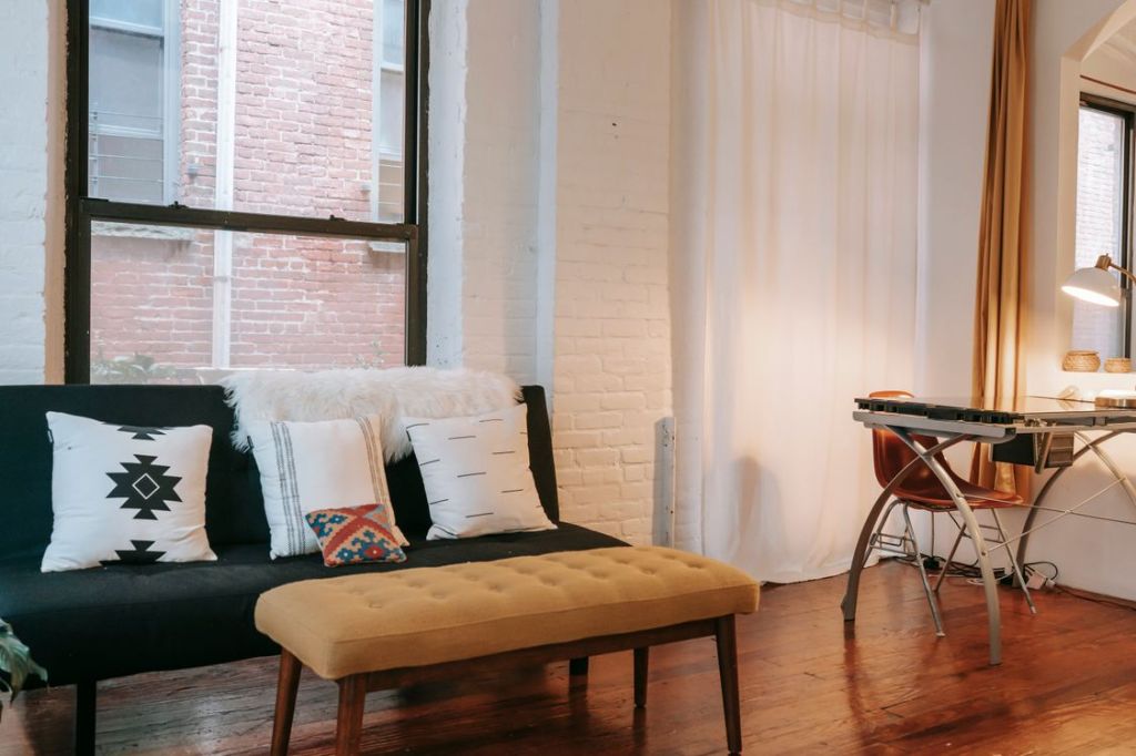Is It Worth Buying Cheap Home Décor When You Move Every Year or Two?